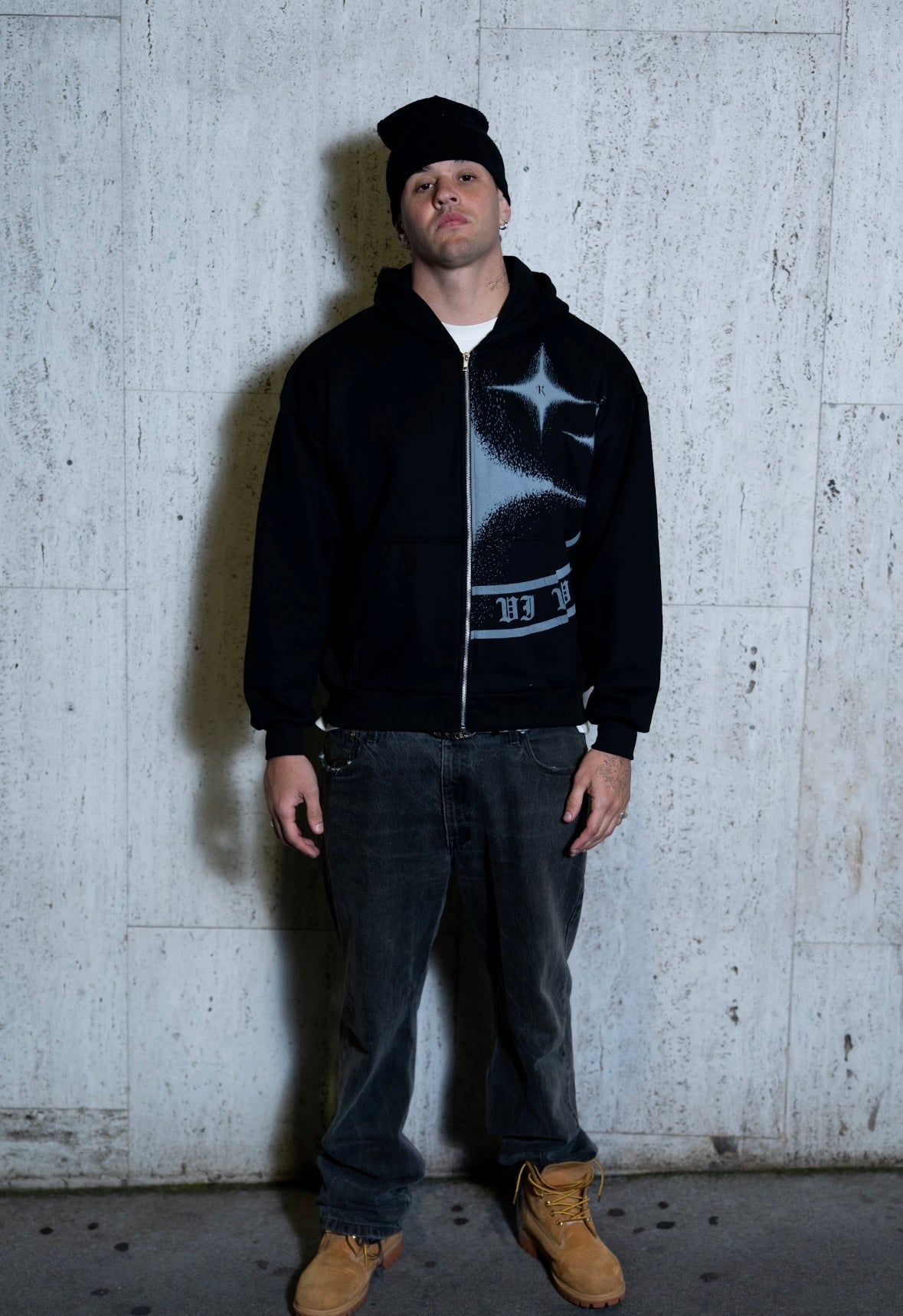 "MEMORY BLACK" ZIP HOODIE